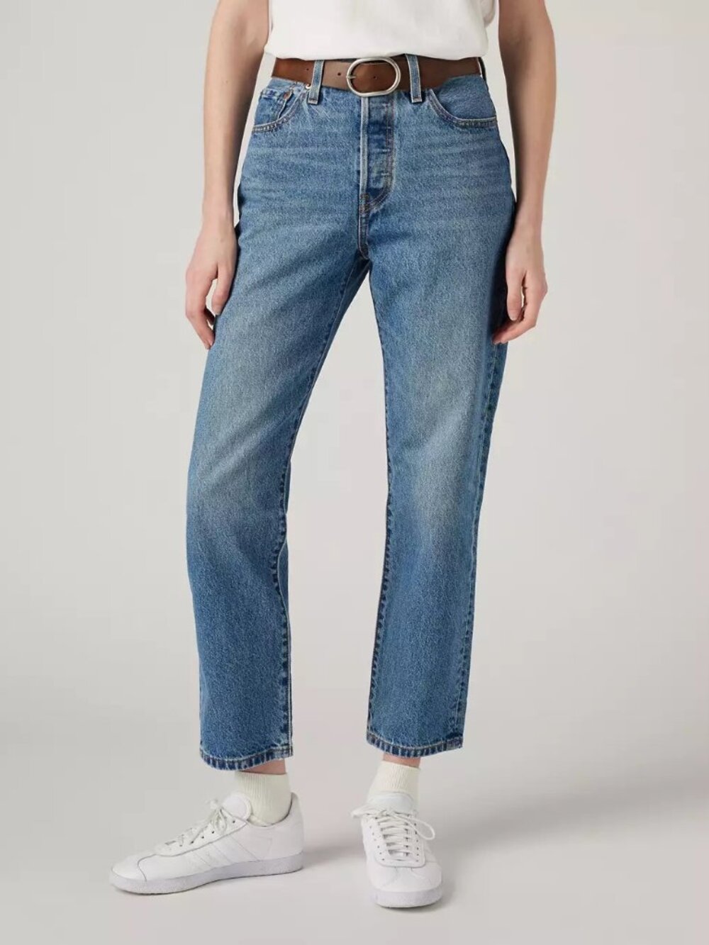 Levi's 501 Original Crop Jeans — Mid Wash, Size 28
